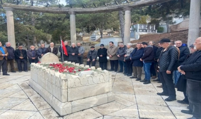 Ali Çetinkaya kabri başında anıldı