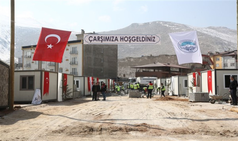 Başkan Büyükkılıç: ”Rekor bir sürede Konteyner Çarşı’mızı tamamlıyoruz”