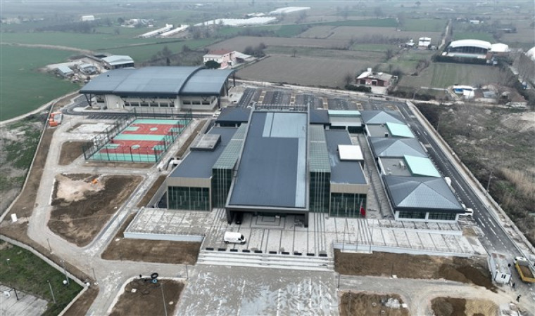 Bursa Gençlik Merkezi Sosyal Yaşam ve Spor Tesisleri’nde son aşamaya gelindi