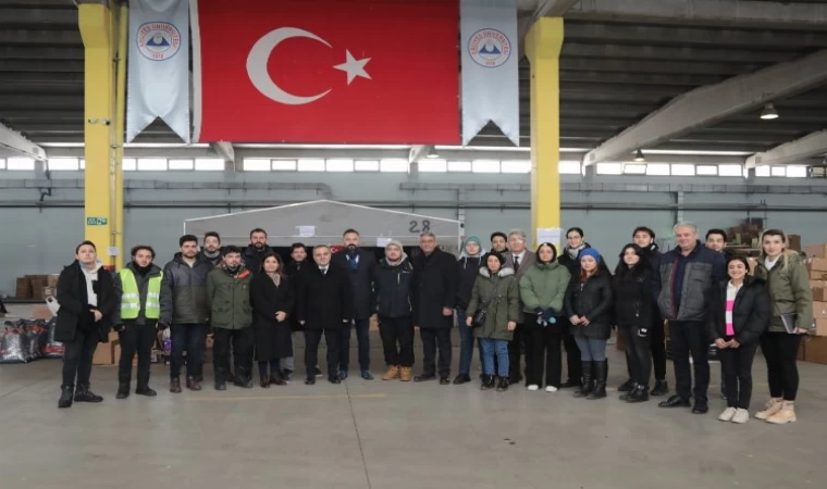 ERÜ Rektörü’nden deprem gönüllülerine ziyaret