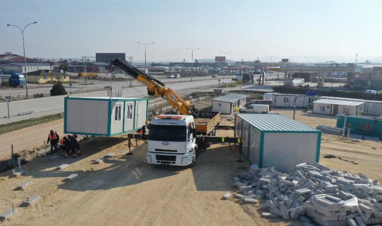 Hatay’da Konya’nın ilk konteynerleri yerleştiriliyor