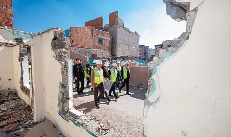 İzmir Büyükşehir Belediye Başkanı Tunç Soyer, “Bu şehri geleceğe hazırlayacağız”