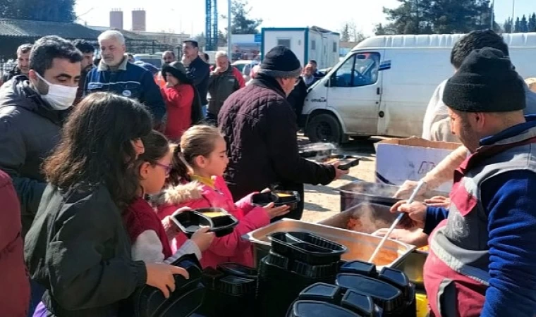 Keçiören Belediyesi’nden Kahramanmaraş’ta 3 Öğün Yemek Hizmeti