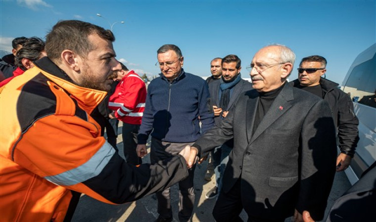 Kılıçdaroğlu’dan İzmir’in Hatay’daki koordinasyon merkezine ziyaret