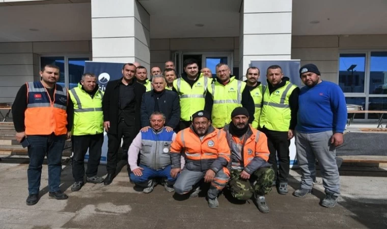 Memduh Büyükkılıç’dan deprem çalışmalarına yakın takip