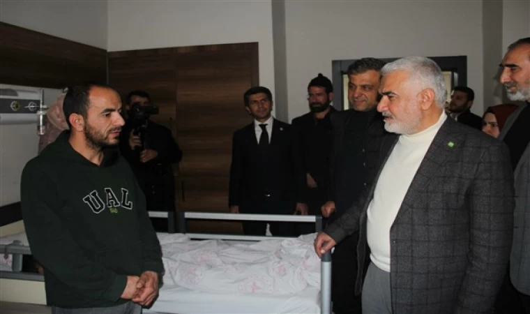 Yapıcıoğlu, Şanlıurfa’da depremzedeleri ziyaret etti