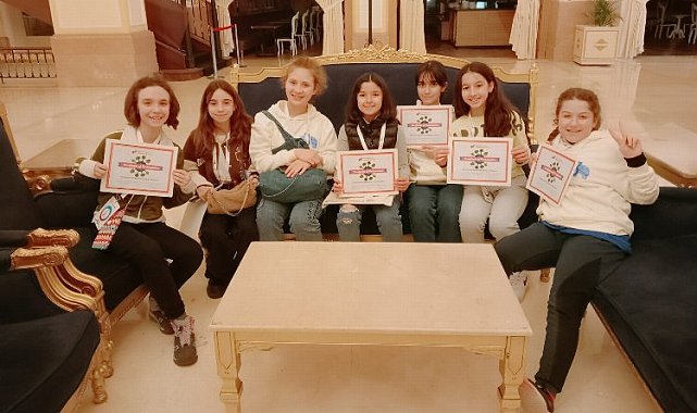 3 Mart DI'ye üçlü ödül