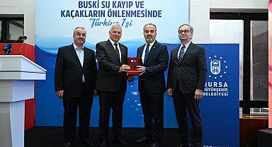 Alinur Aktaş'tan başarının mimarlarına tebrik