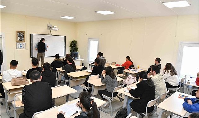 Ankara Büyükşehir, Kesikköprü’deki misafirlerine eğitim desteğine başladı