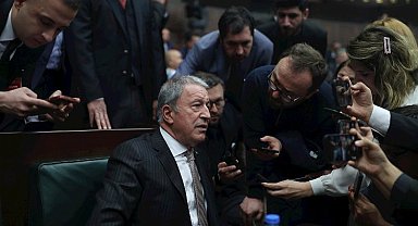 Bakan Akar: Tahıl sevkiyatına 24 milyon ton aşıldı