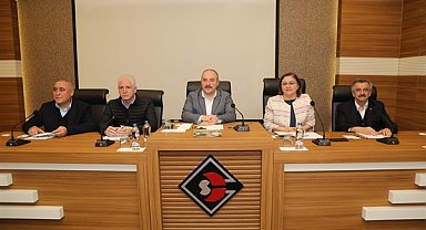 Bakan Varank, Gaziantep’te sanayicilerle istişare toplantısına katıldı