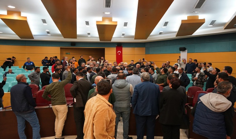 Başkan Bozdoğan: ”Oto Galeri Sitesi’ni yapacağıma söz veriyorum”