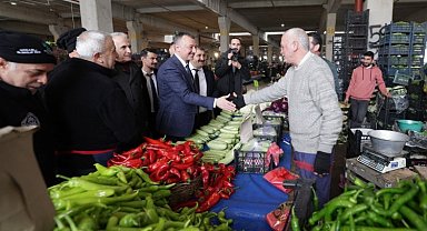 Başkan Büyükakın'dan 'Perşembe Pazarı' turu