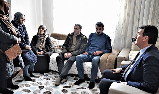 Başkan Dündar depremzedeleri yalnız bırakmıyor