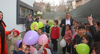 Başkan Koyuncu Gençlik Merkezini Ziyaret Etti