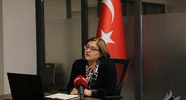 Başkan Şahin, deprem sonrası çalışmalar için kadın akademisyenlerle görüştü