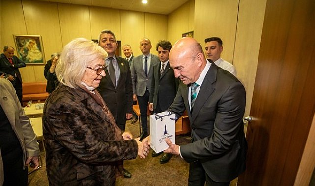 Başkan Soyer, İzmir’deki şehit ve gazi yakınlarını ağırladı