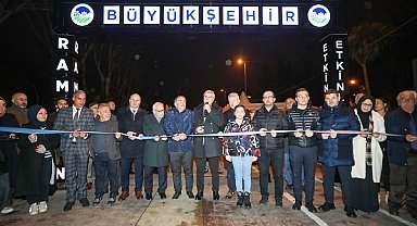 Başkan Yüce, 'Ramazan Kitap Sokağı'nın açılışını gerçekleştirdi