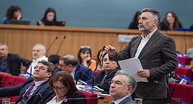 Bayraklı'nın depremzedeleri kaderine terk edildi! - Başkan Sandal: “Sesimizi duyun
