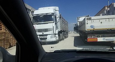 Bilecik'te yolları işgal edilen köylüler dertli!