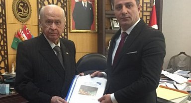 'Bingöl Afet Bölgesi İlan Edisin' Raporu Bahçeli'ye sunuldu