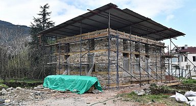 Bursa Hisar'da tarihi mescid gün yüzüne çıkıyor