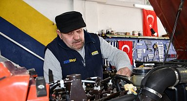 Bursa İznik'te yarım asırdır traktörlere hayat veriyor