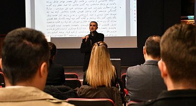 Bursa'da müze personeline 'Osmanlıca Türkçesi' dersi