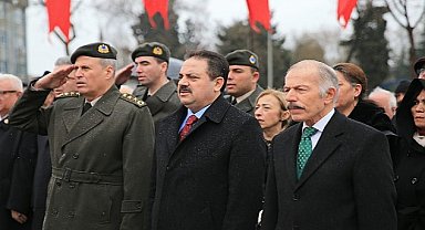Çanakkale Zaferi Bayrampaşa'da törenle kutlandı