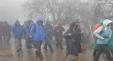 Çanakkale Zaferi'nin yıl dönümünü yürüyüşle kutladılar