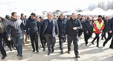Çavuşoğlu, Göksun'da incelemelerde bulundu