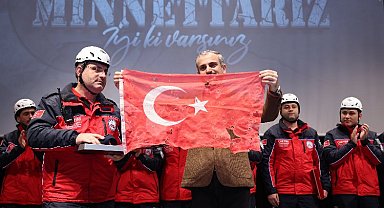 Çayırova'nın afet gönüllüleri onurlandırıldı