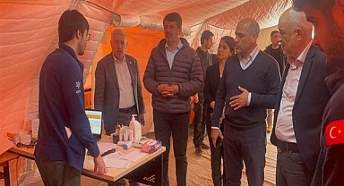 CHP Deprem Sağlık Komisyonu üyeleri Adıyaman’a gitti