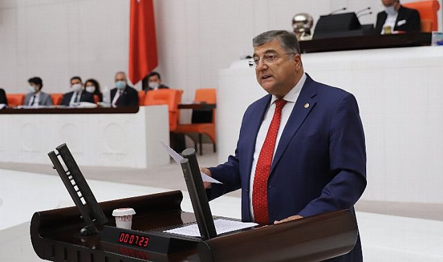 CHP'li Sındır: Afet Yeniden İmar Fonu'nda insan yok, beton var!
