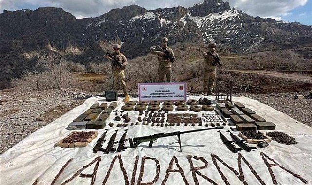 Cudi Dağı'nda çok sayıda patlayıcı ve mühimmat ele geçirildi