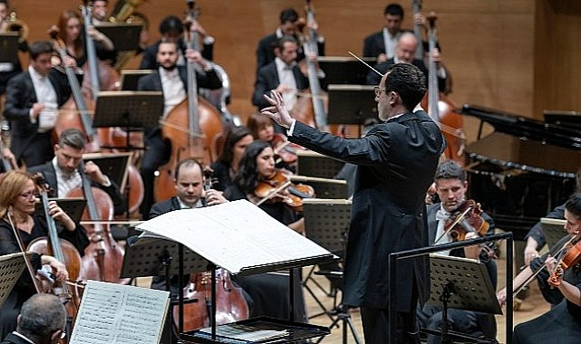 Cumhurbaşkanlığı Senfoni Orkestrası Aşık Veysel'i Özel Sipariş Eserle Anıyor