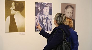 Cumhuriyetin bir asırlık kadın yüzleri sergisi CKSM’de