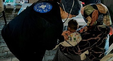 Dünya Doktorları'ndan afetzedelere destek