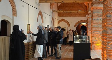 Düşünce cephesinden sanata yeniden bakış