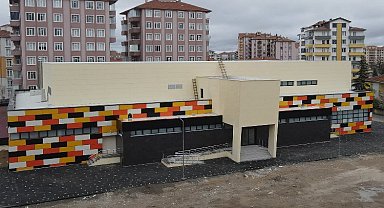 Ereğli'de yarı olimpik yüzme havuzunun yapımı tamamlandı