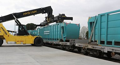 Evsel atıklar Manisa'da özenle taşınıyor