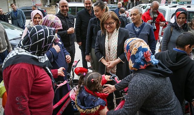 Gaziantep'te Başkan Şahin'den mahalle ziyaretleri