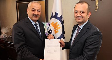 Gebze Meclis Üyesi Yaşar Çakmak milletvekilliği için istifa etti