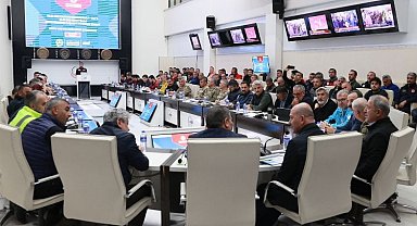 Gölcük Belediyesi'nden Bakanlara Hatay brifingi