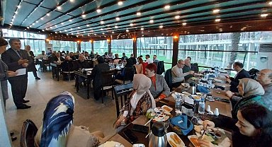 Gölcük'te Başkan Sezer afet bölgesindeki çalışmaları anlattı