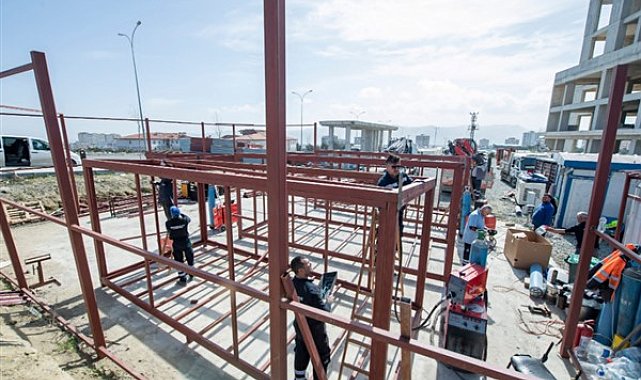 Hatay'da 200 aileyi barındıracak konteyner kent için yoğun çalışma