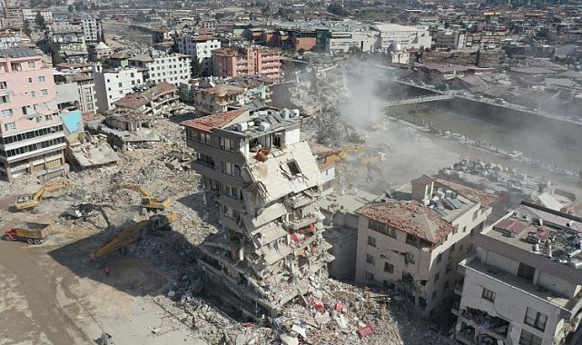 Hatay Valiliği enkaz kaldırılacak adresleri duyurdu