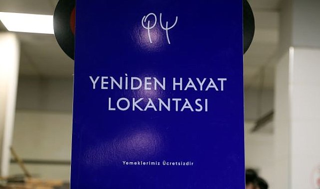 Her gün 12 bin kişiye ücretsiz sıcak yemek servisi devam ediyor