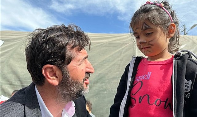 HÜDA PAR’lı Eminoğlu: “Depremzedelerin yardımına koşmaya devam ediyoruz”