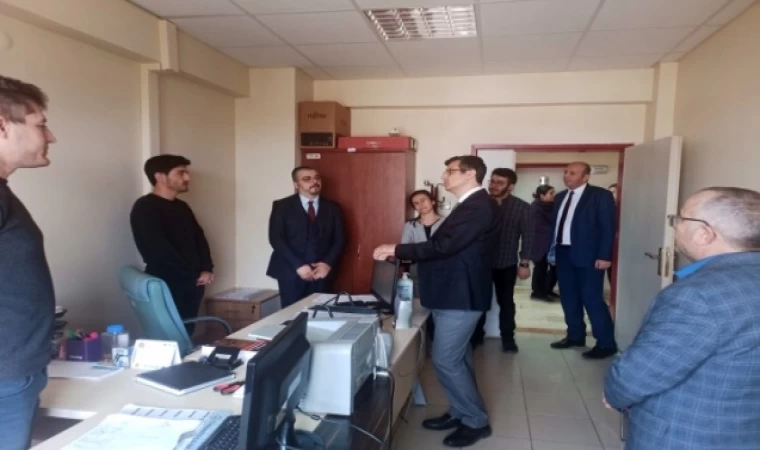 İl Sağlık Müdürü Uzm. Dr.Serhat Korkmaz Sinanpaşa İlçesini Ziyaret Etti.